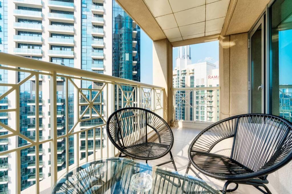 New! Luxury 3Bedroom With Spectacular Burj Views Downtown Дубай Экстерьер фото