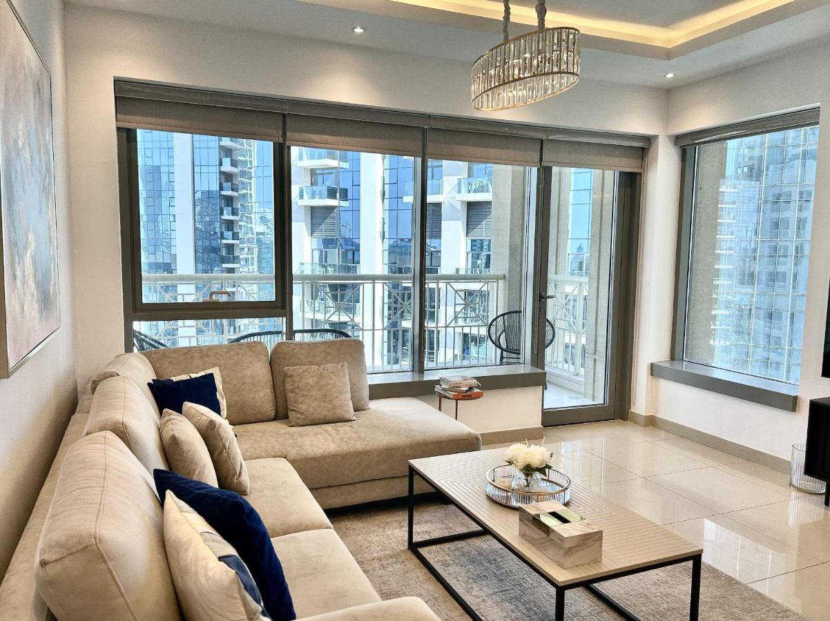 New! Luxury 3Bedroom With Spectacular Burj Views Downtown Дубай Экстерьер фото