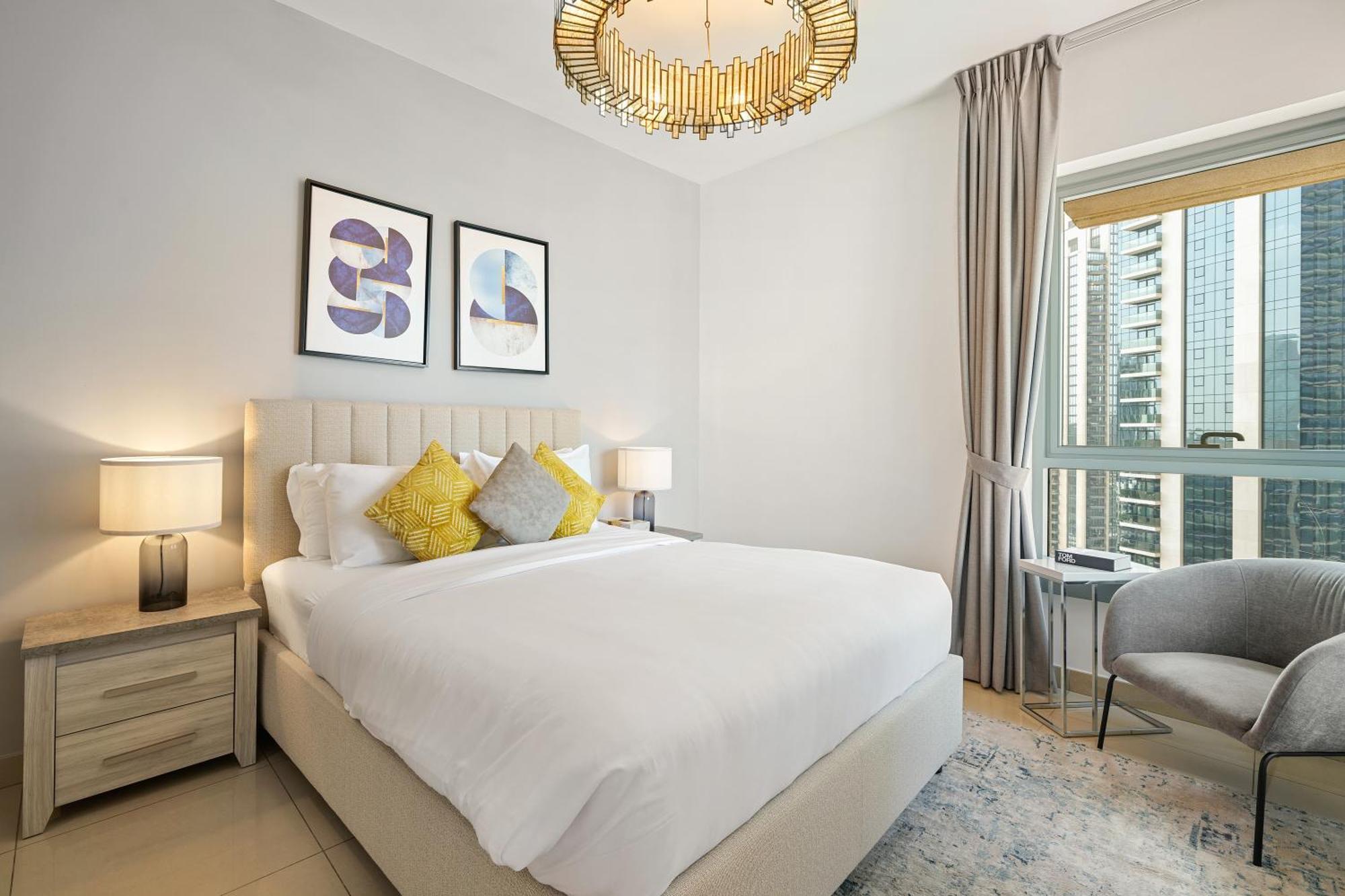 New! Luxury 3Bedroom With Spectacular Burj Views Downtown Дубай Экстерьер фото