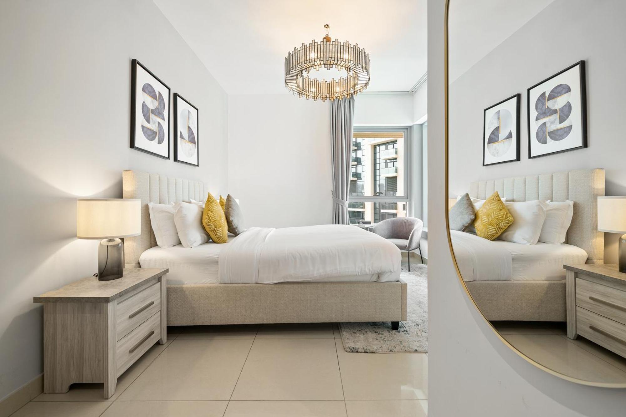 New! Luxury 3Bedroom With Spectacular Burj Views Downtown Дубай Экстерьер фото