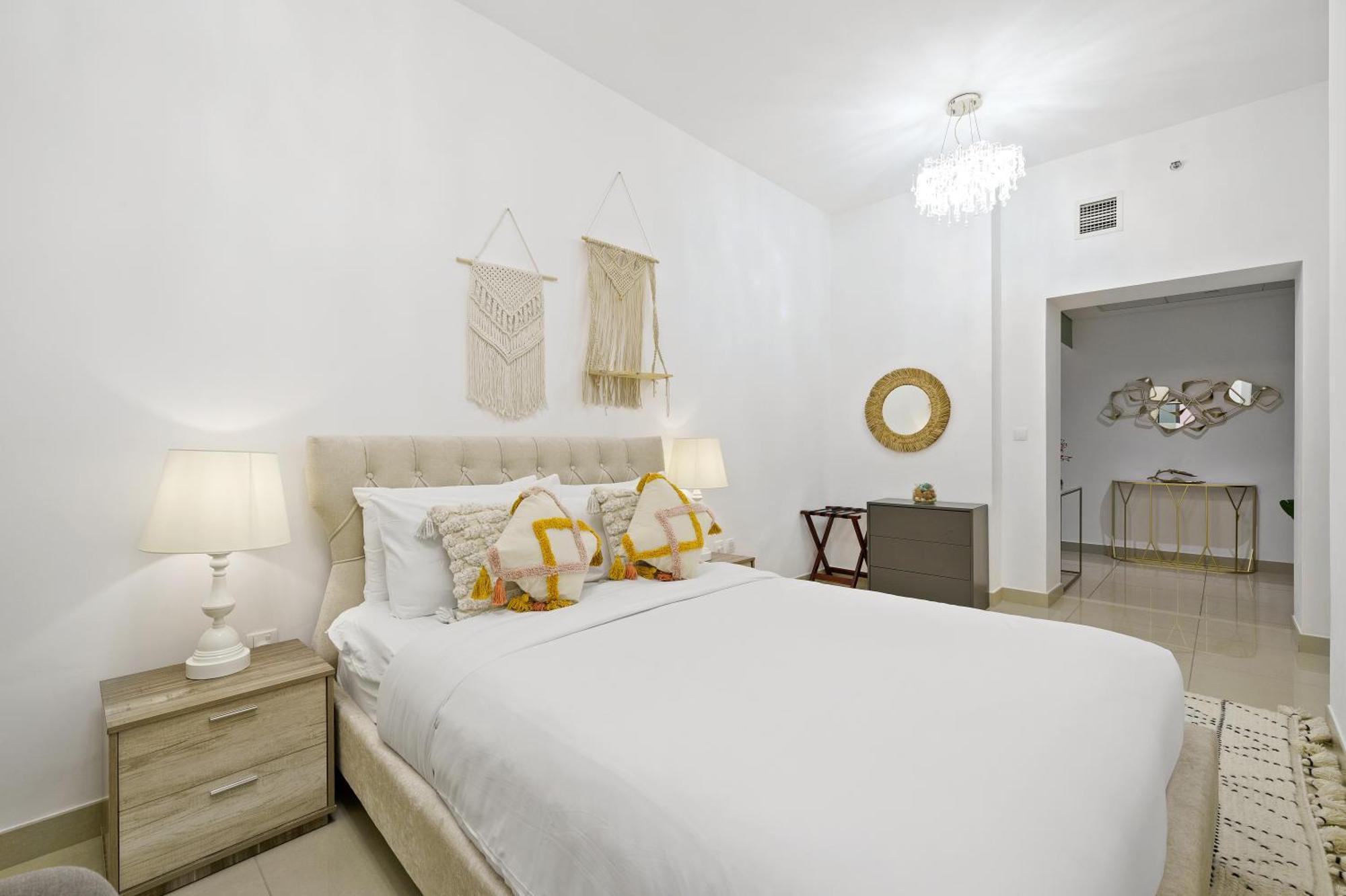 New! Luxury 3Bedroom With Spectacular Burj Views Downtown Дубай Экстерьер фото